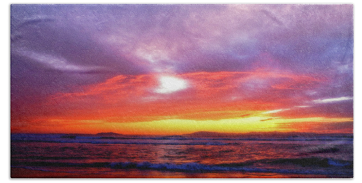 Sunset Beach Sheet featuring the photograph Sandpiper Sunset Ventura California by John A Rodriguez