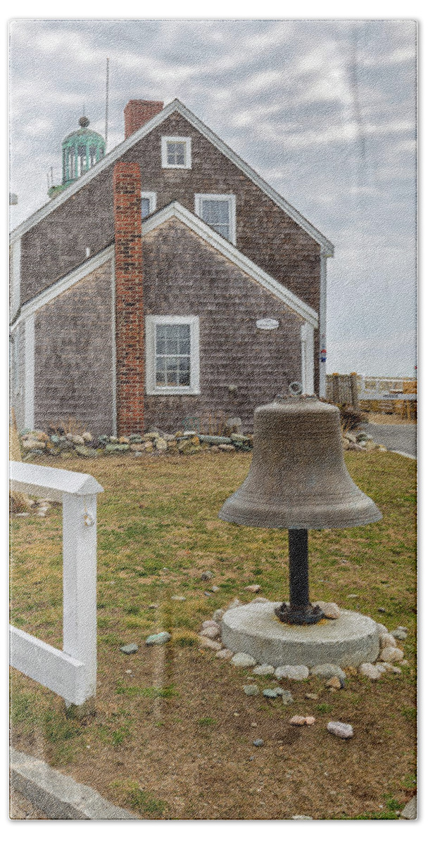 Scituate Lighthouse And Us Lighthouse Service Bell Beach Sheet featuring the photograph Scituate Lighthouse and US Lighthouse Service Bell by Brian MacLean