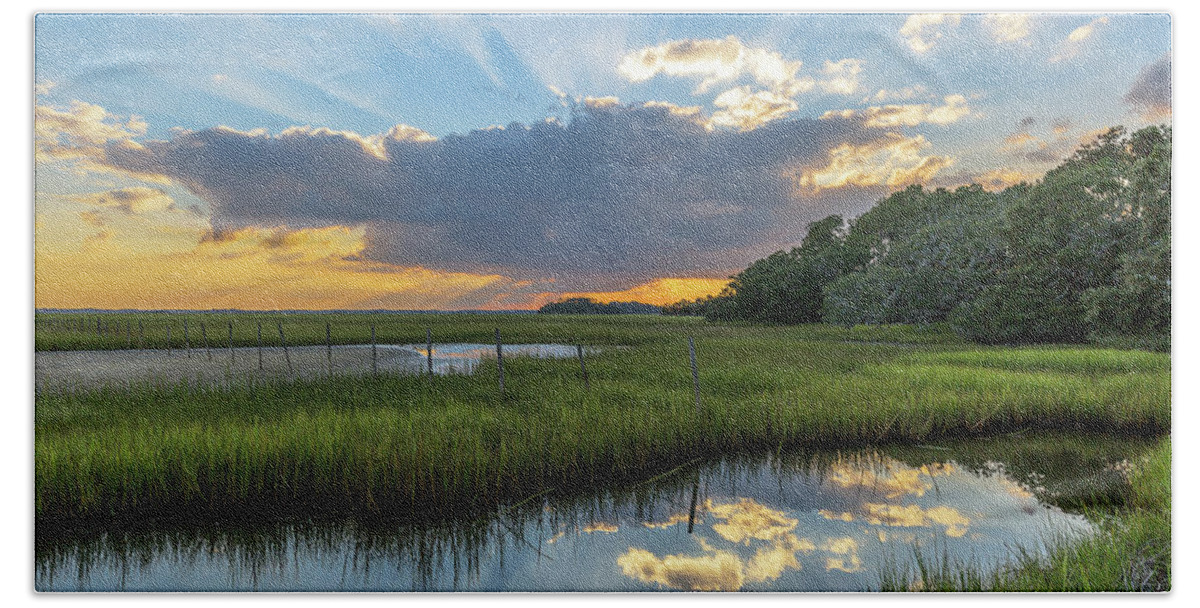 Seabrook Island Beach Towel featuring the photograph Seabrook Island Sunrays by Donnie Whitaker