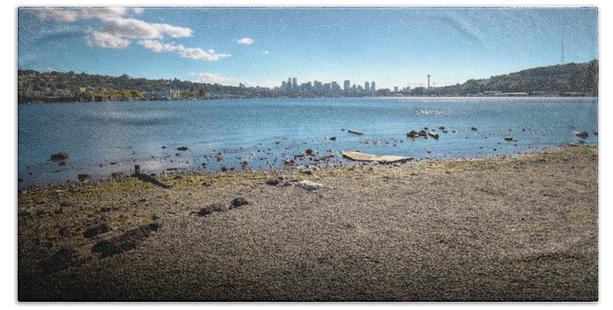 Seattle Skyline From Gasworks Park Beach Towel featuring the photograph Seattle Skyline from Gasworks Park by David Patterson