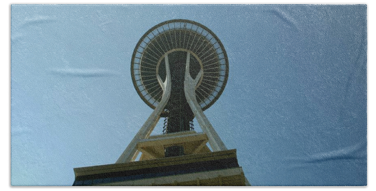 Seattle Washington Beach Towel featuring the photograph Seattle Space Needle by Gary Wonning
