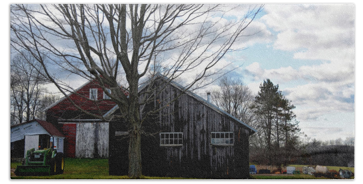 Landscape Beach Sheet featuring the photograph Shaw Hill Farm by Tricia Marchlik