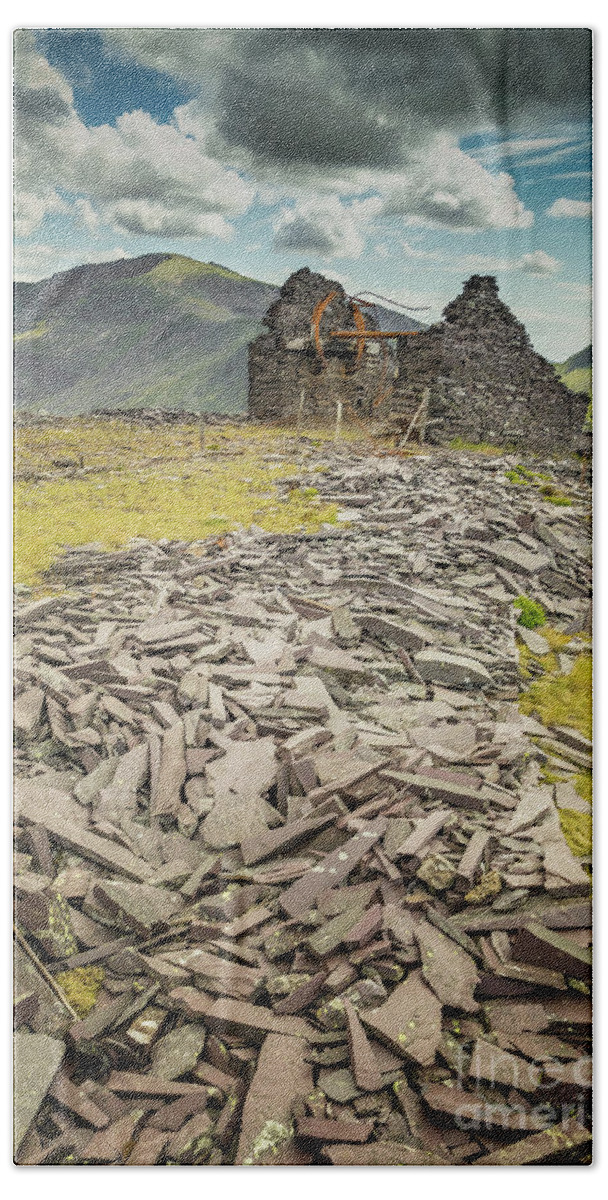 Llanberis Beach Towel featuring the photograph Slate Quarry Ruin by Adrian Evans