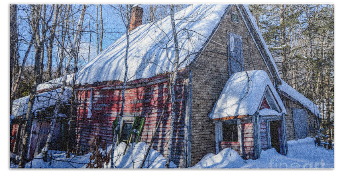 Maine Beach Sheet featuring the photograph Small Abandon House by Alana Ranney