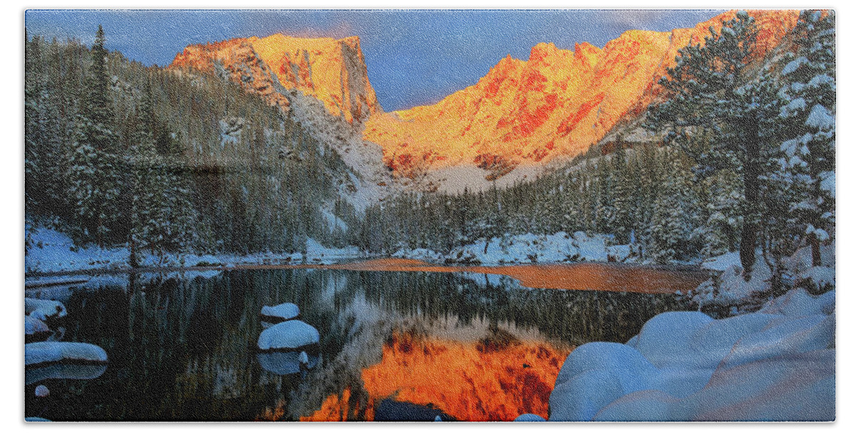 Dream Lake Beach Towel featuring the photograph Snowy Dawn at Dream Lake by Greg Norrell