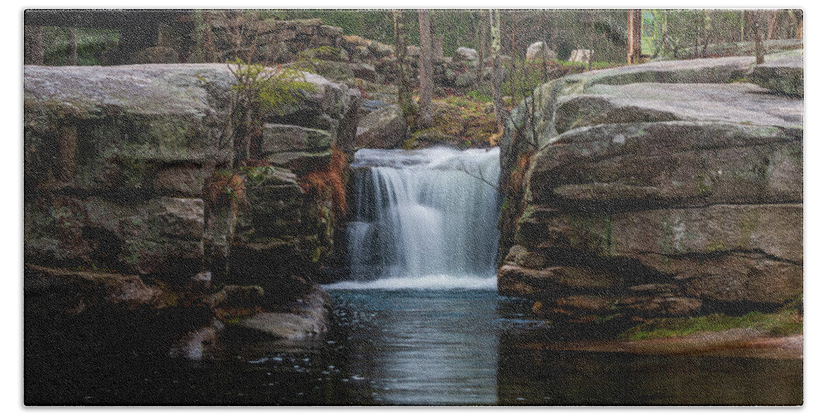Waterfall Beach Towel featuring the photograph Split Rock in April 2018 by Jeff Severson