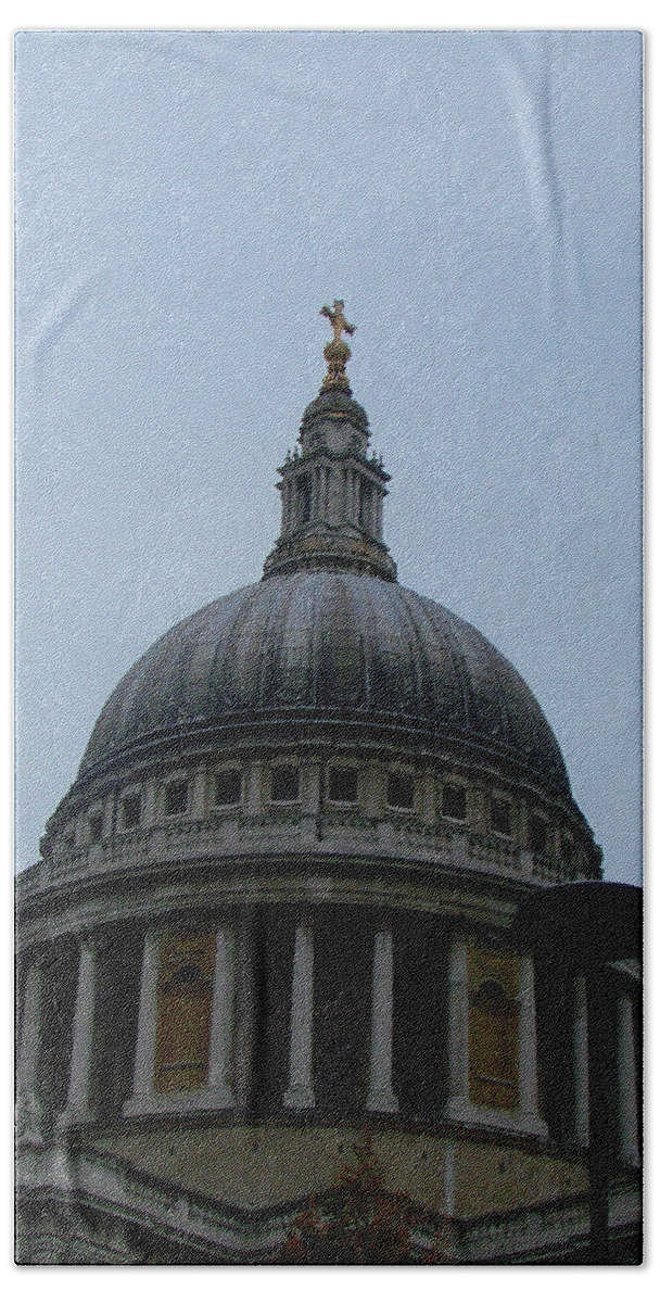 St.paul's Beach Towel featuring the photograph St. Paul's Cathedral Dome by Misentropy