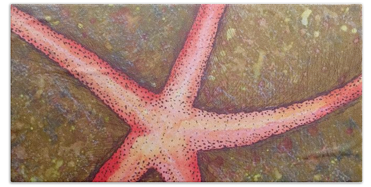 Starfish Beach Towel featuring the painting Starfish by Mastiff Studios