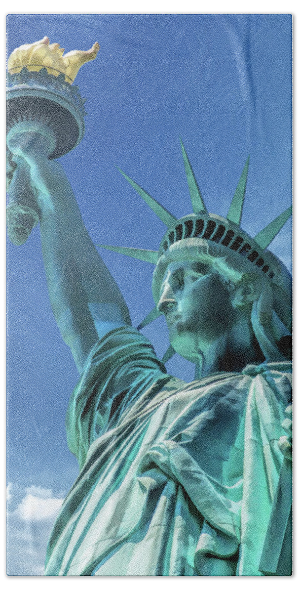 Statue Of Liberty Beach Towel featuring the painting Statue of Liberty by Christopher Arndt
