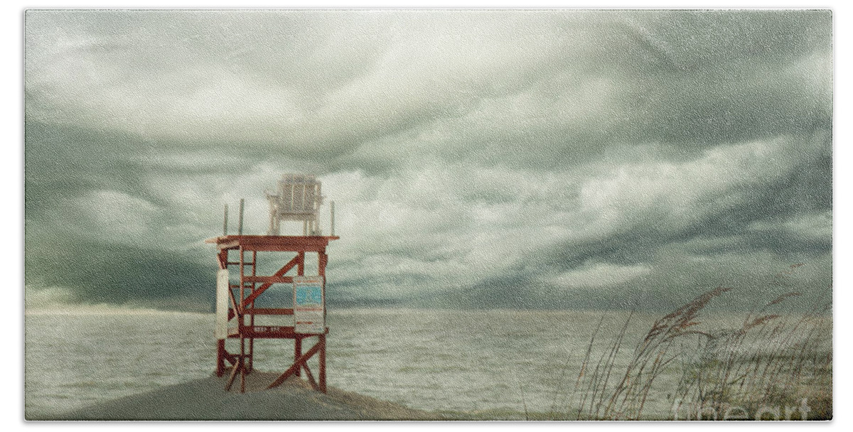 Bath Beach Towel featuring the photograph Storm Approaching Gulf of Mexico, Florida by Liesl Walsh