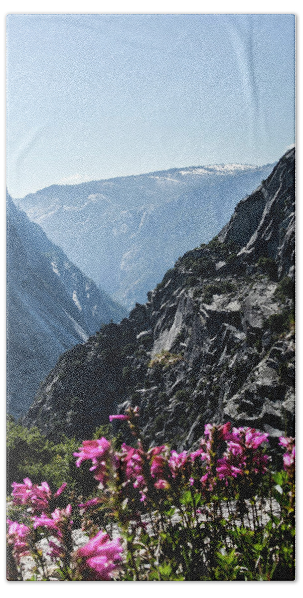 Yosemite Beach Towel featuring the photograph Summits by Ryan Weddle