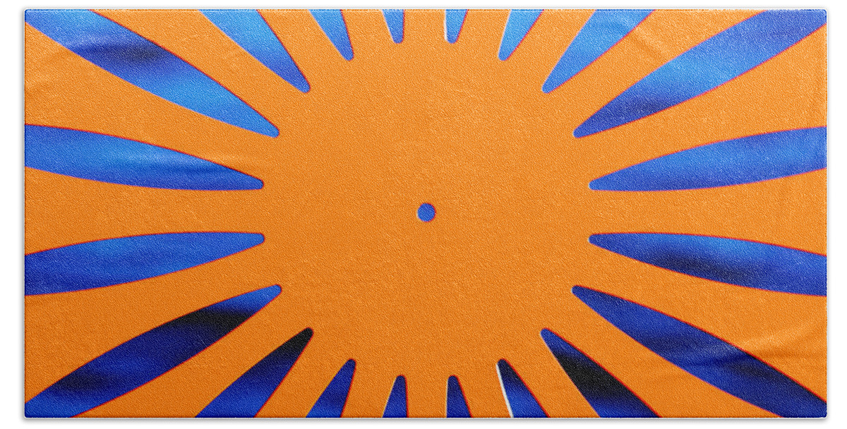 Star Beach Towel featuring the photograph Sun Burst by Todd Klassy