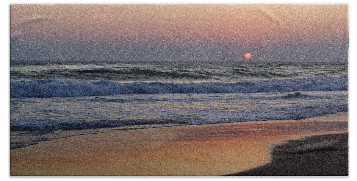 Sunset Beach Towel featuring the photograph Sunset at St. Andrews by Sandy Keeton
