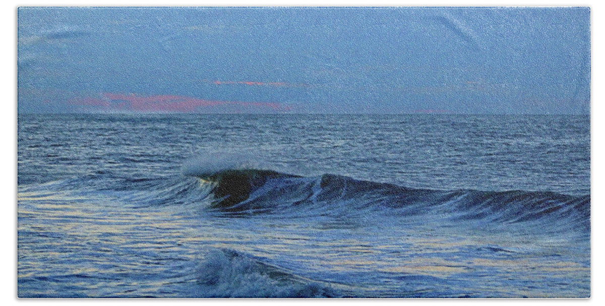 Seas Beach Towel featuring the photograph Surf I I I by Newwwman