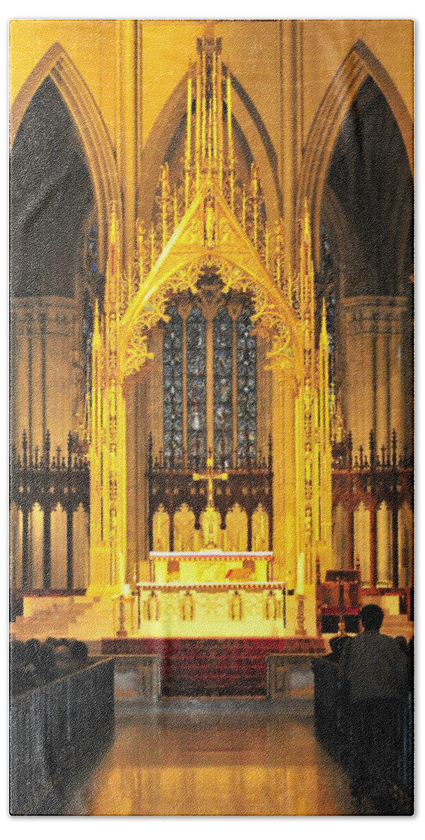 Saint Patrick's Cathedral Beach Towel featuring the photograph The Alter by Diana Angstadt