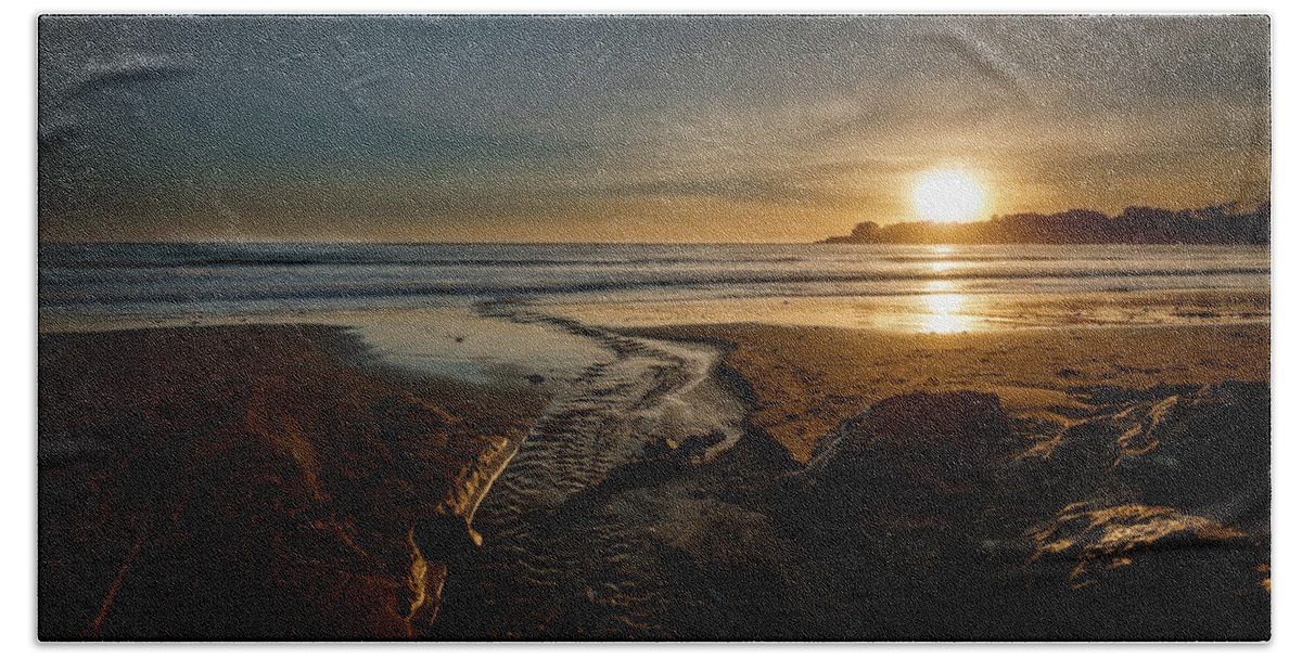 Seascape Beach Sheet featuring the photograph The Calming Bright Light by Tim Bryan