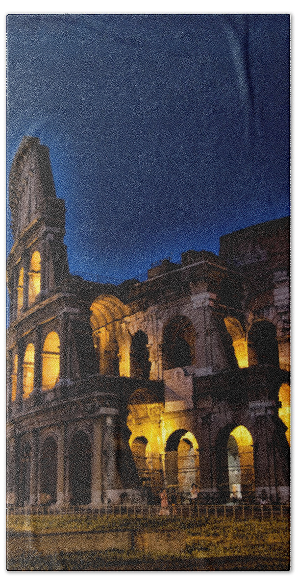 Coleseum Beach Towel featuring the photograph The Coleseum in Rome at night by David Smith