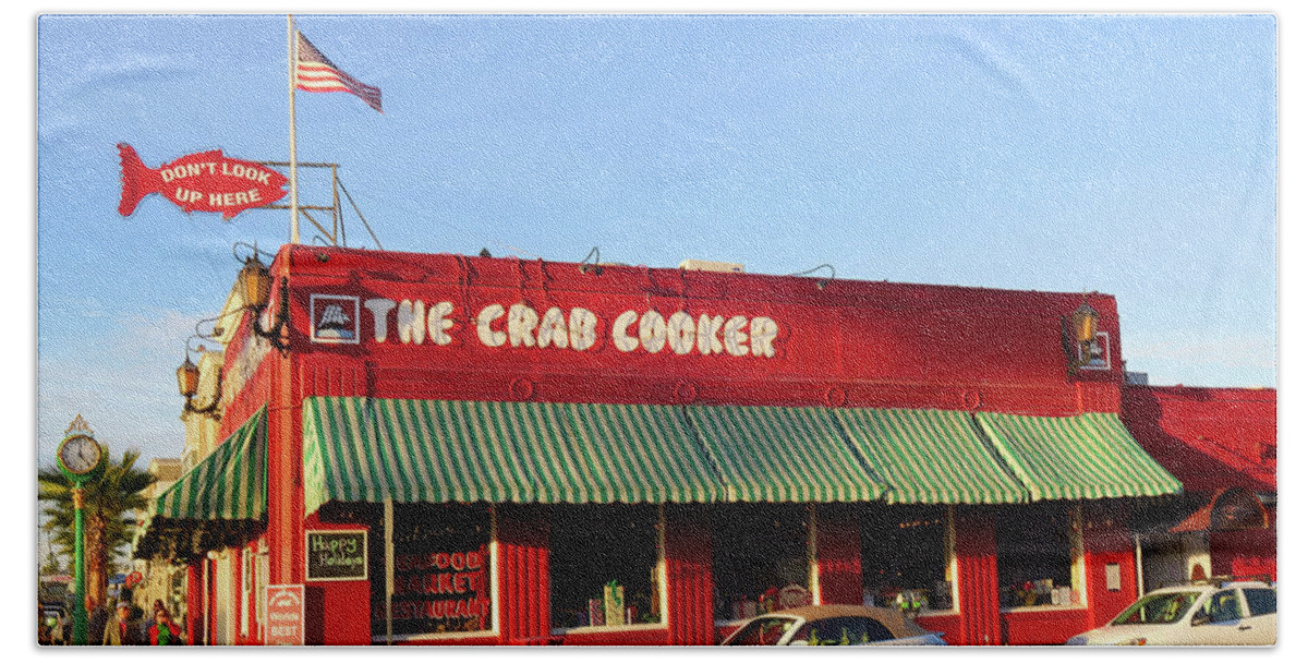 Crab Cooker Beach Sheet featuring the photograph The Crab Cooker in Balboa Park Newport Beach California by Ram Vasudev