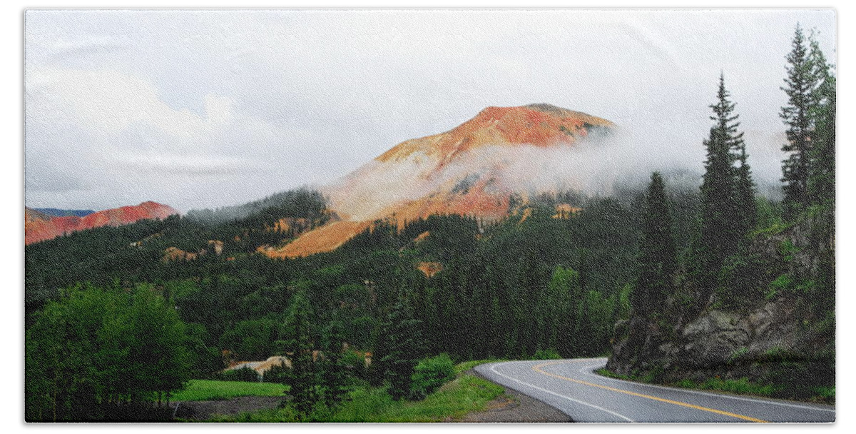 Roads Beach Towel featuring the photograph The Million Dollar Highway To Ouray by Brad Hodges