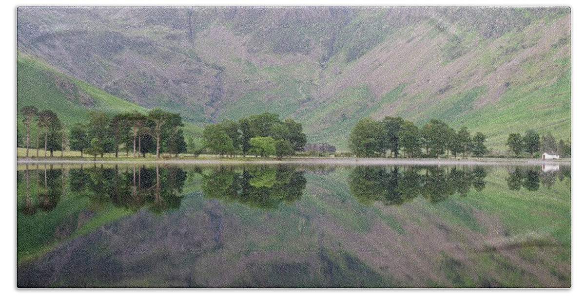 Buttermere Beach Towel featuring the photograph The Sentinals by Stephen Taylor