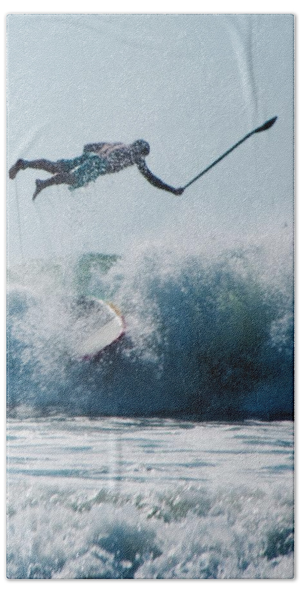 Surf Beach Sheet featuring the photograph This is going to hurt by Steven Natanson