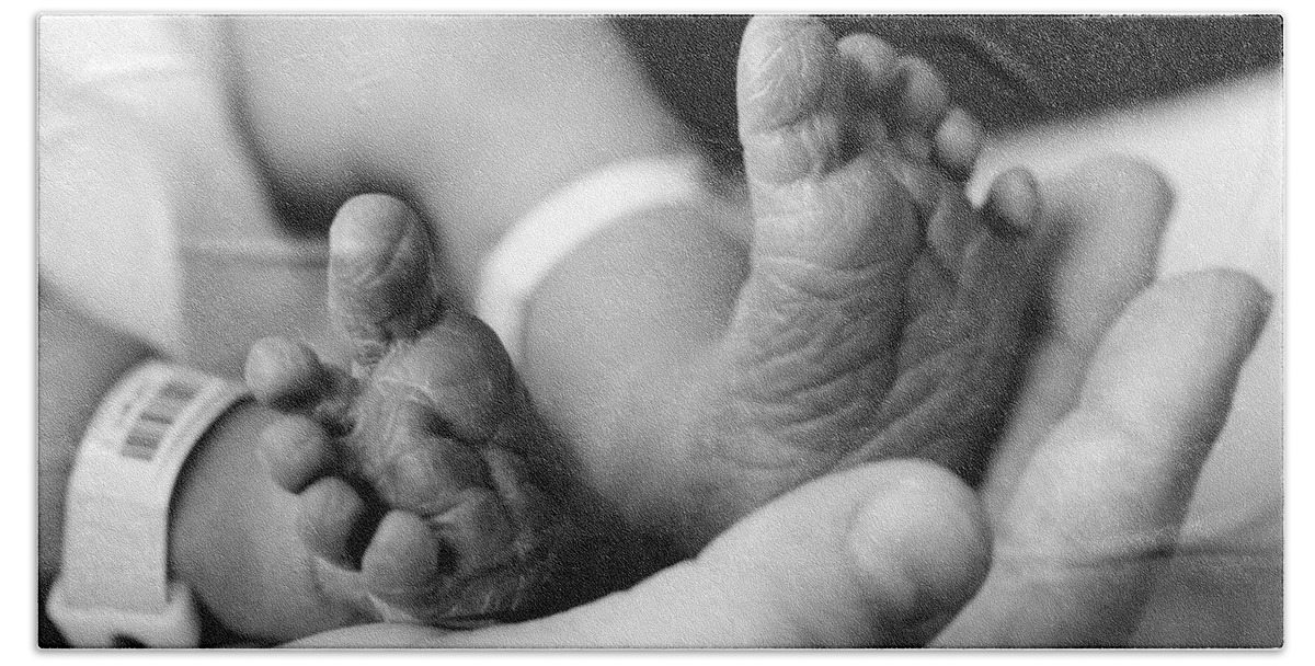 Feet Beach Towel featuring the photograph Tiny Feet by Sebastian Musial