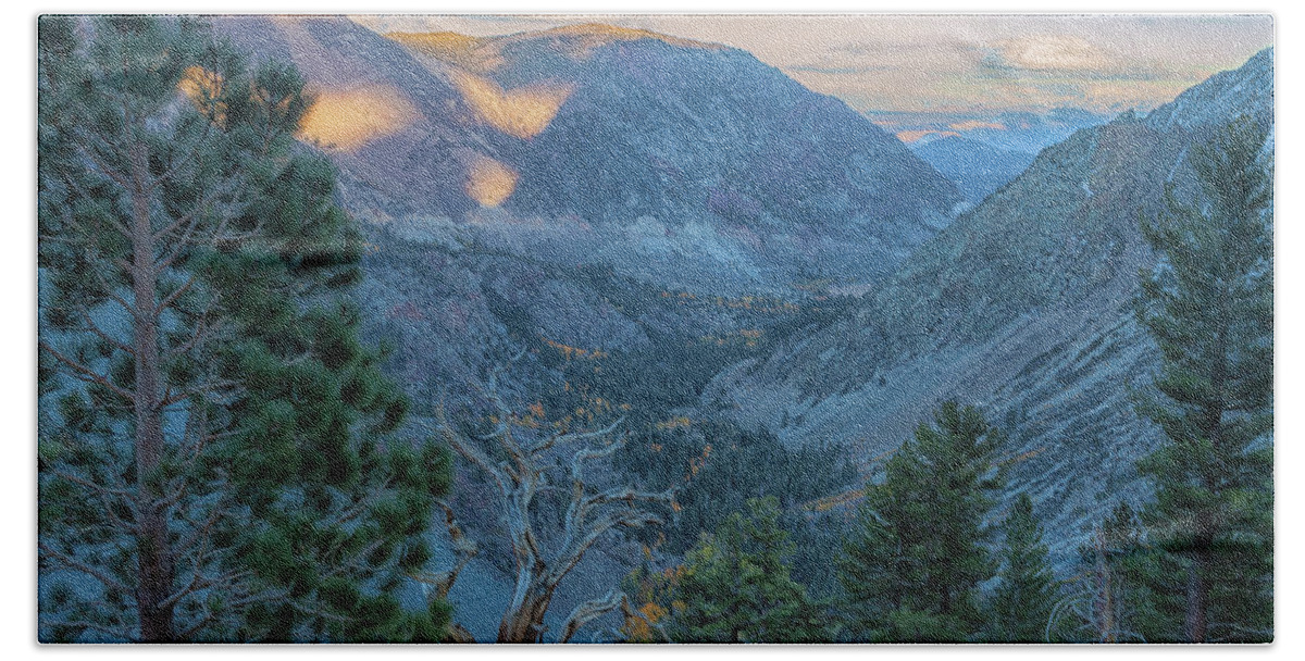 Fall Beach Towel featuring the photograph Tioga Pass by Jonathan Nguyen