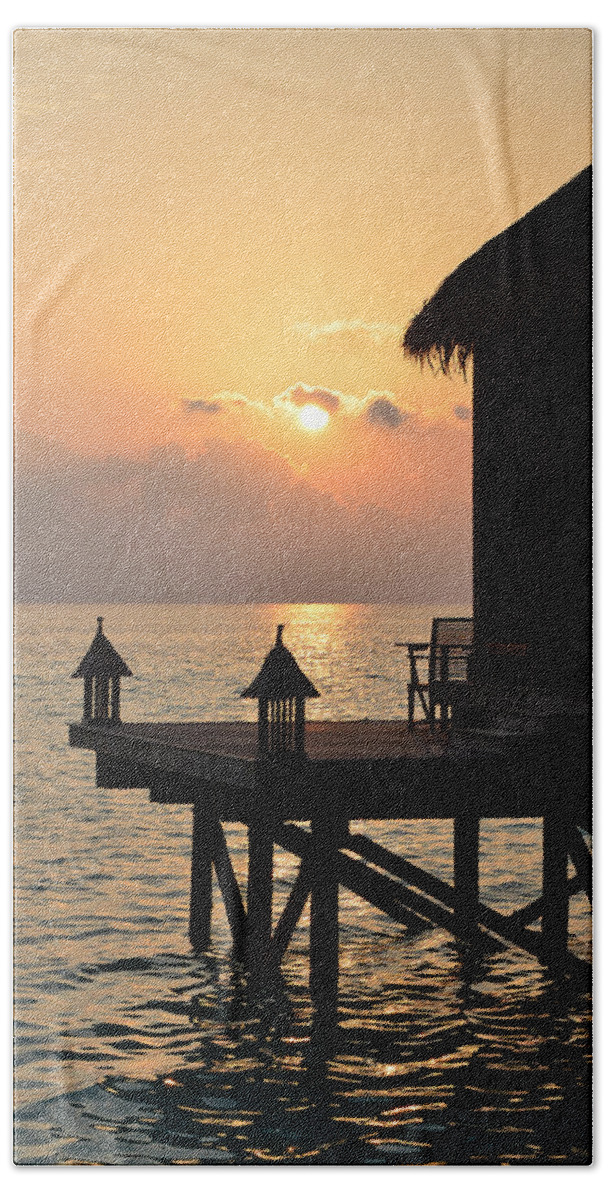 Ocean Beach Sheet featuring the photograph Tranquility by Corinne Rhode