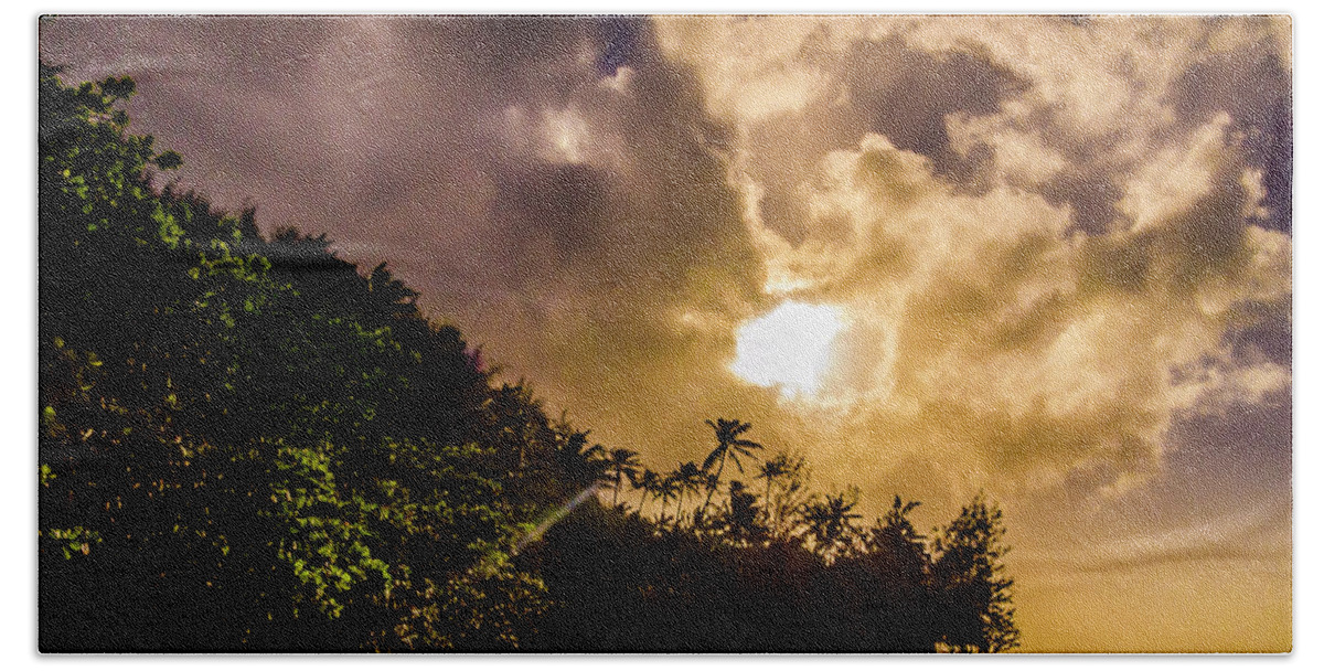 Sun Beach Sheet featuring the photograph Tropical Sunset by Daniel Murphy