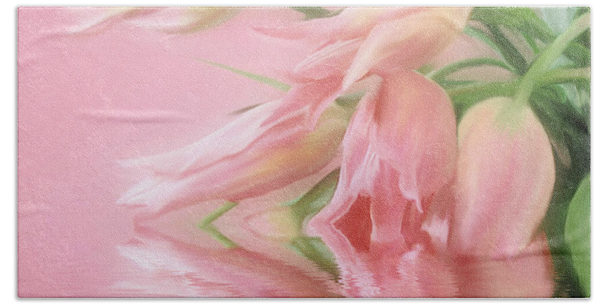 Botanical Beach Towel featuring the painting Tulip Wish by Elaine Manley