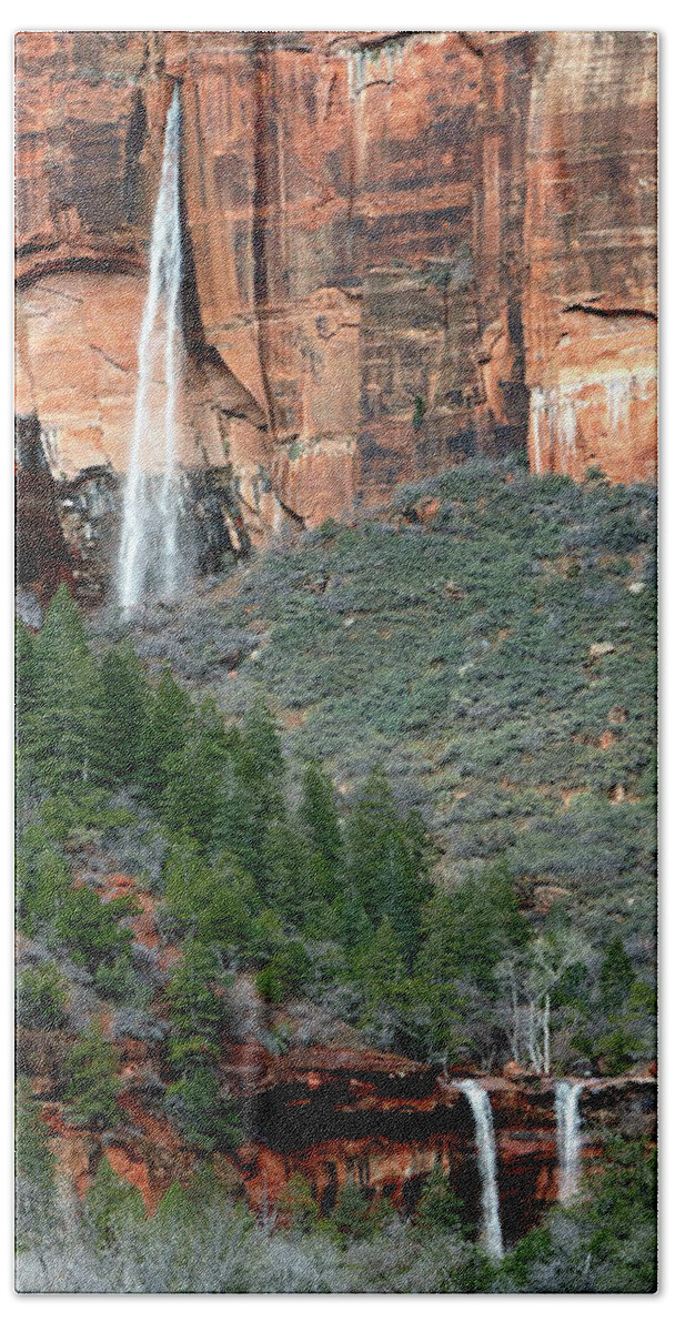 Twin Beach Towel featuring the photograph Twin Falls by Nicholas Blackwell