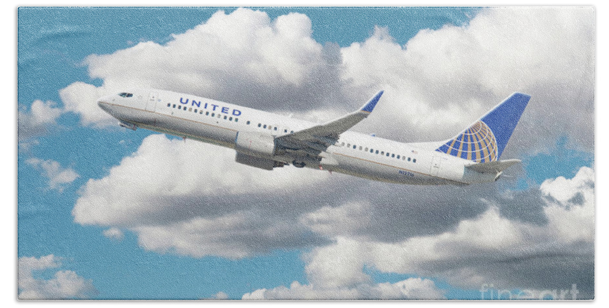 Boeing Beach Towel featuring the digital art United Airlines Boeing 737 by Airpower Art