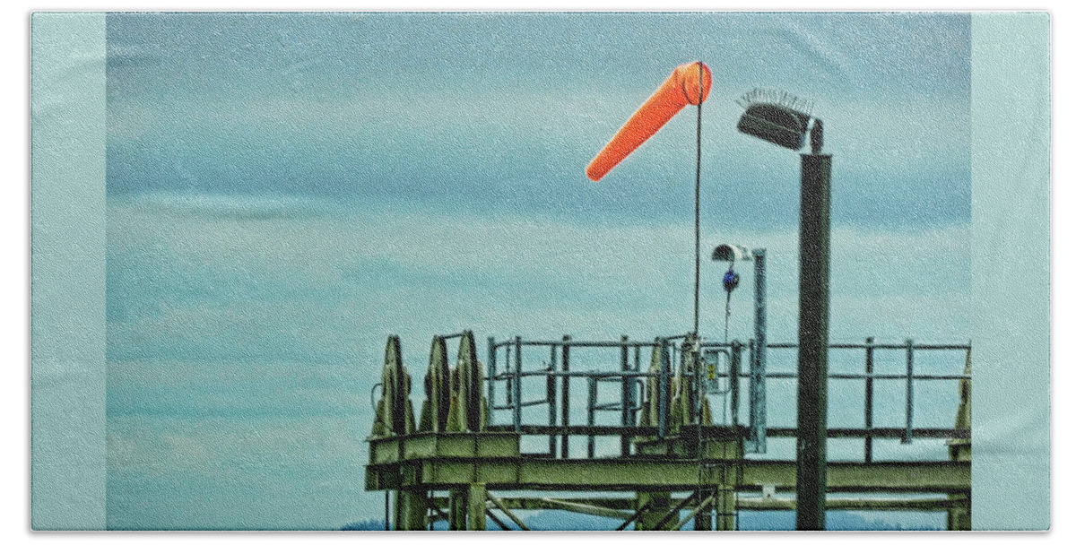 Bainbridge Beach Sheet featuring the photograph Waiting for the Ferry by Helaine Cummins