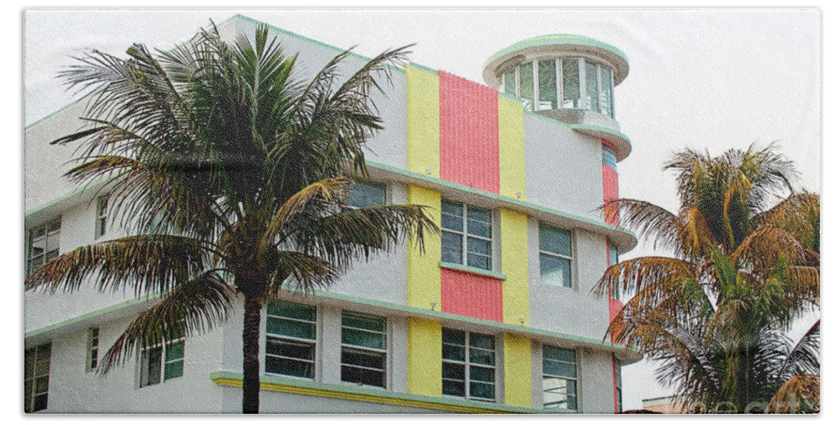 Miami 12th Street Beach Photograph by Barbara McMahon - Pixels