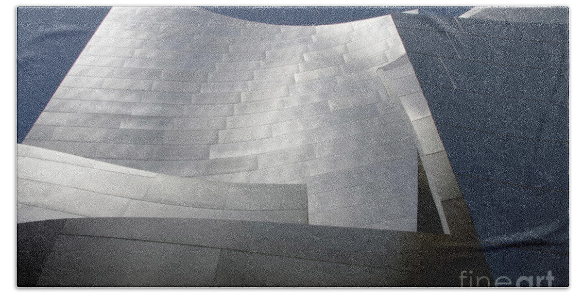 Frank Gehry Beach Towel featuring the photograph Walt Disney Concert Hall 48 by Bob Christopher