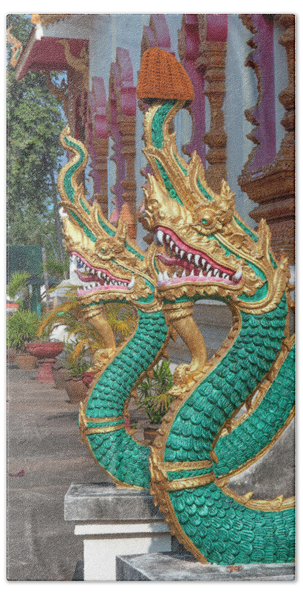 Scenic Beach Towel featuring the photograph Wat Nam Phueng Phra Wihan Naga Guardians DTHLA0007 by Gerry Gantt