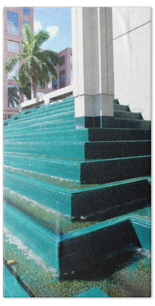Architecture Beach Sheet featuring the photograph Water At The Federl Courthouse by Rob Hans