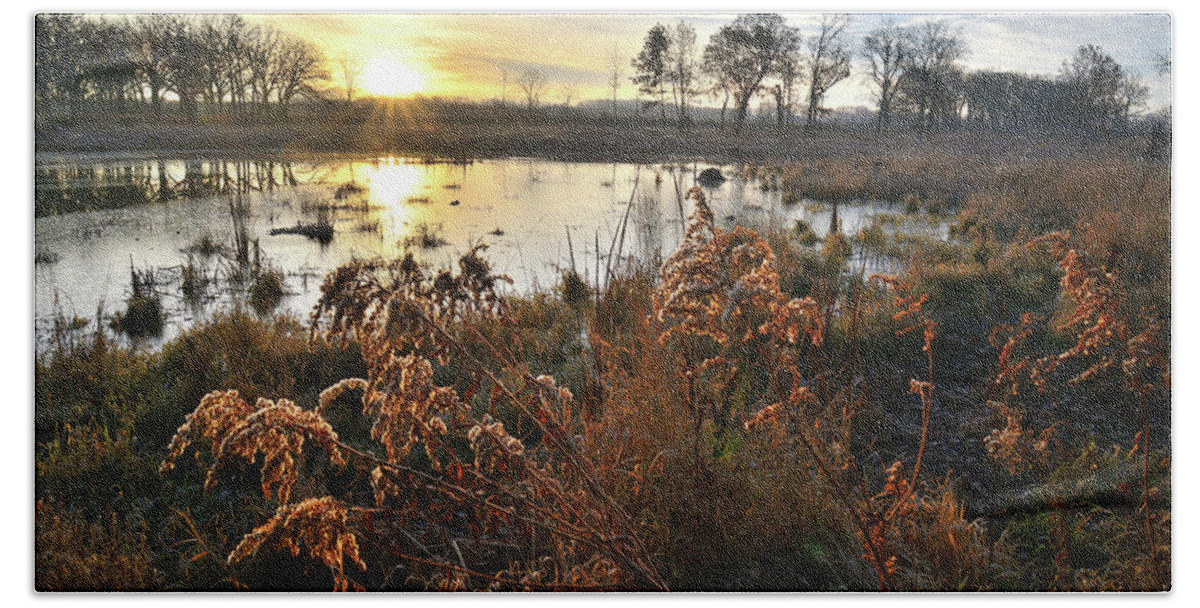 Glacial Park Beach Towel featuring the photograph Wetland Sunrise in Hackmatach National Wildlife Refuge by Ray Mathis