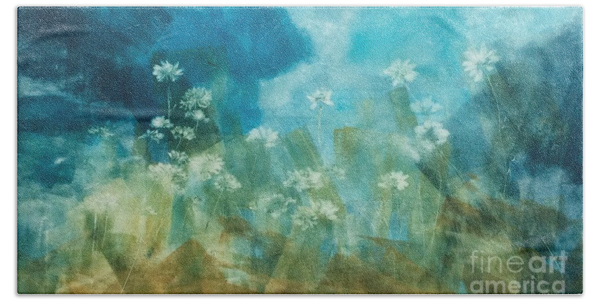 White Flowers Beach Towel featuring the painting Windflowers by Deb Stroh-Larson
