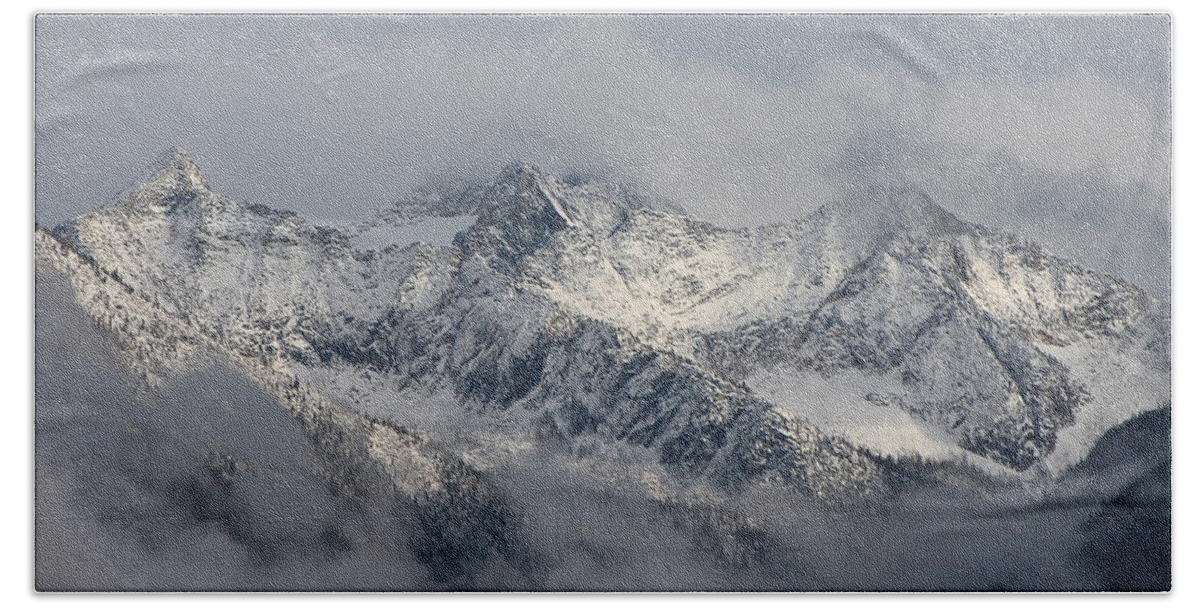 Mountain Beach Towel featuring the photograph Winter On The Way by Cathie Douglas