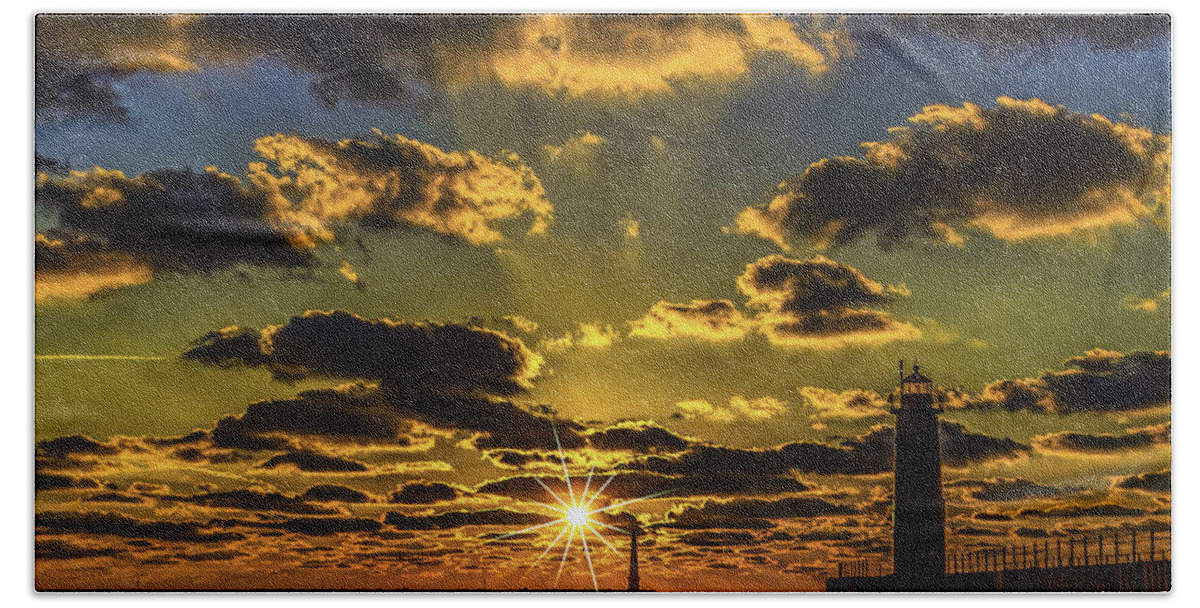 Muskegon Beach Towel featuring the photograph Winter Sunset at Muskegon Channel Light by Nick Zelinsky Jr