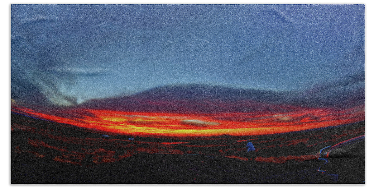 Montana Beach Sheet featuring the photograph Yellowstone Sunset by Scott Carlton