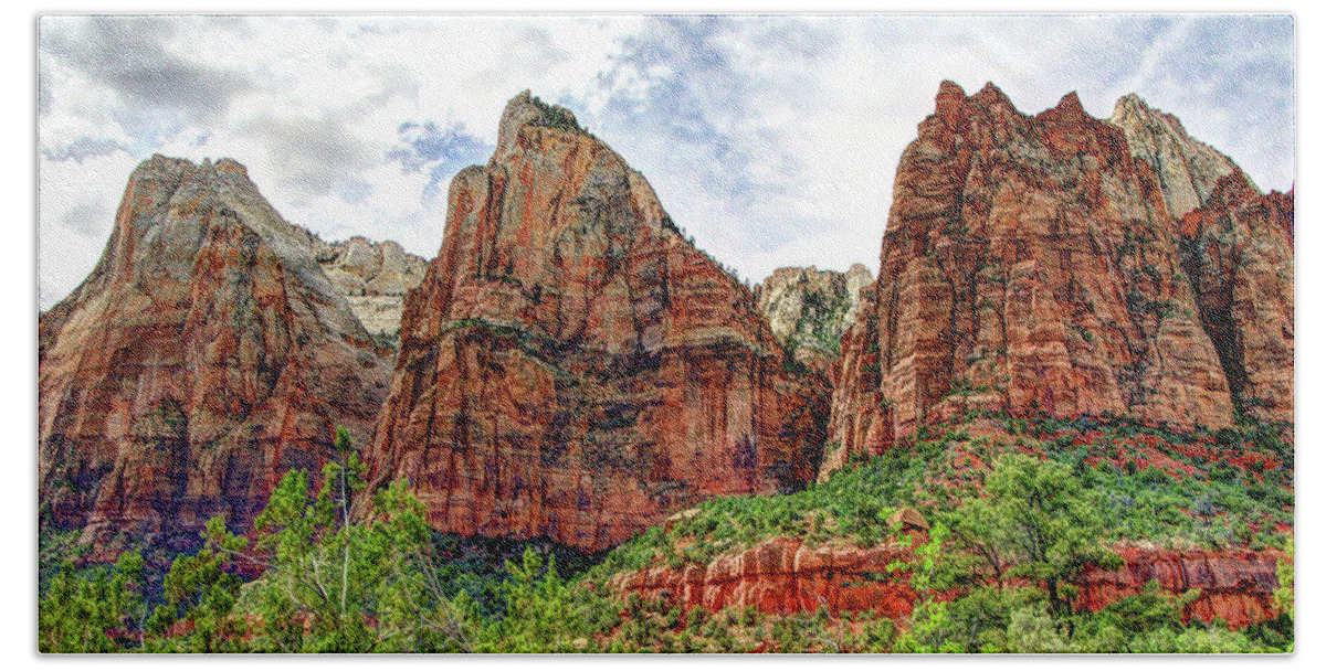 Zion Beach Sheet featuring the photograph Zion N P # 41 - Court of the Patriarchs by Allen Beatty