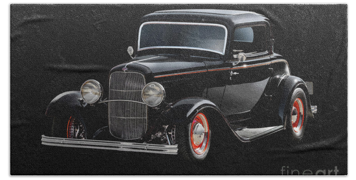1932 Ford Coupe Beach Towel featuring the photograph 1932 Ford 'Traditional Hot Rod' Coupe by Dave Koontz