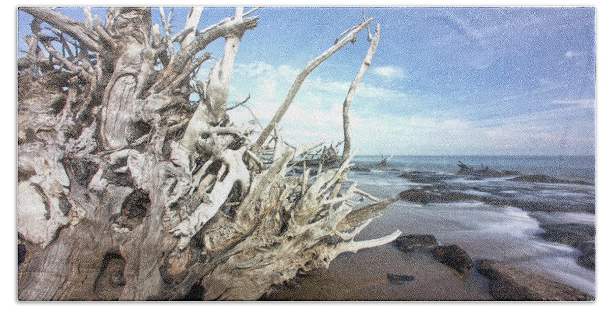 Ocean Beach Towel featuring the photograph In the Rocks by Robert Och