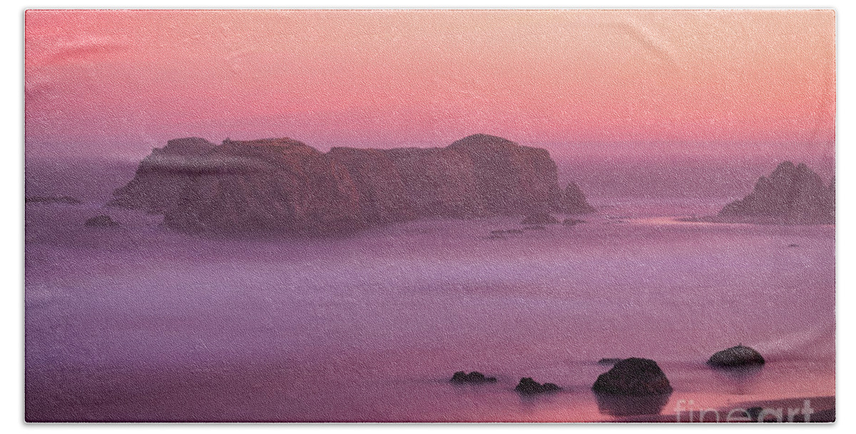 Bandon Beach Beach Towel featuring the photograph Tangerine Sunrise #2 by Doug Sturgess