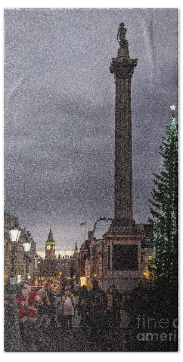 Father Christmas Beach Towel featuring the photograph Christmas in Trafalgar Square, London by Perry Rodriguez