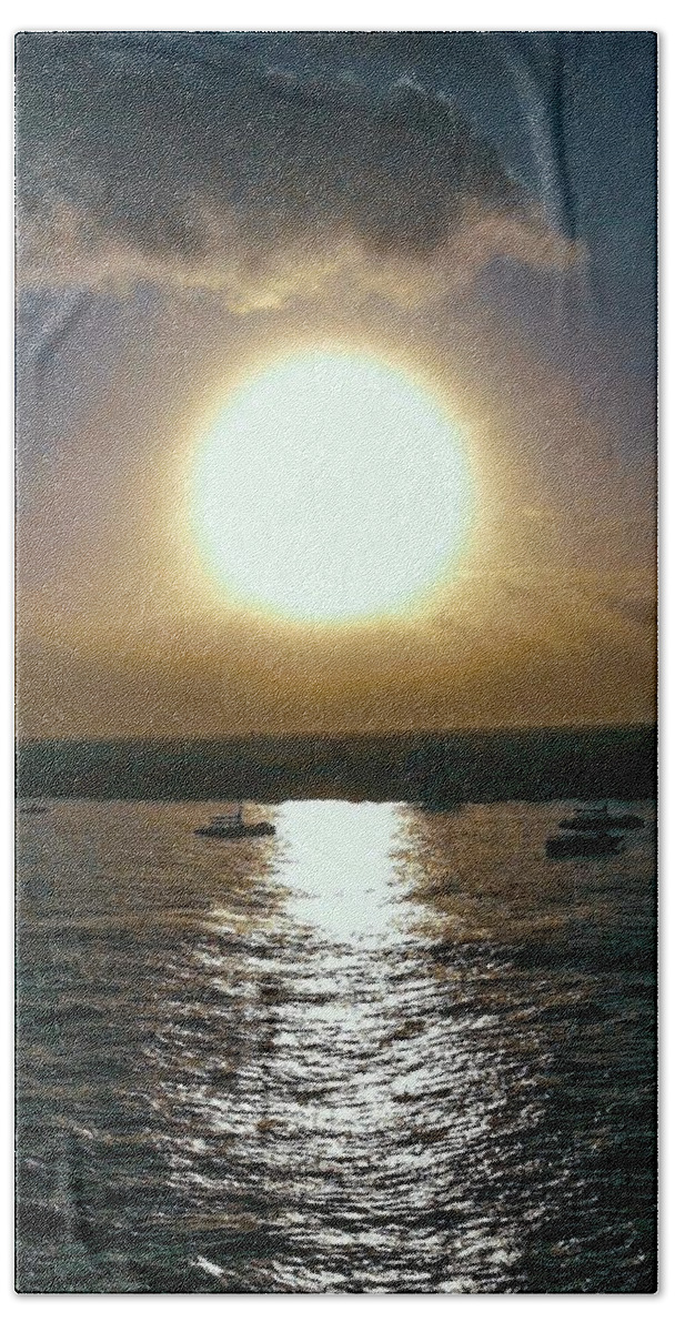 Sunrise Beach Towel featuring the photograph Coastal Sunrise by Kelly Thackeray