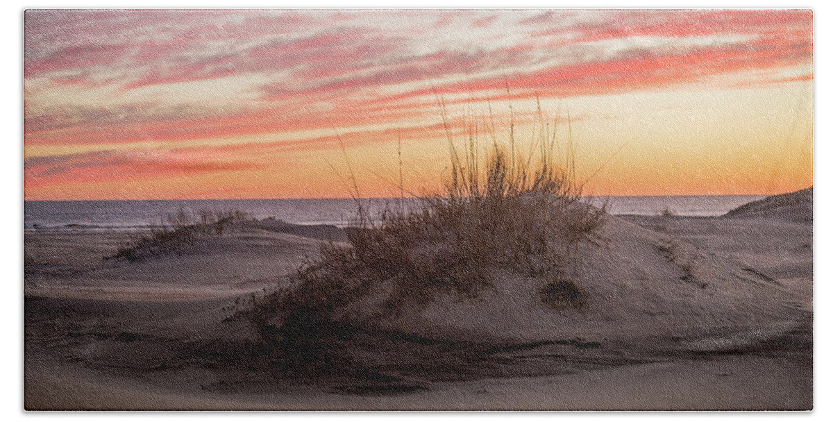Dawn Beach Sheet featuring the photograph Dawn On The Banks by Paula OMalley