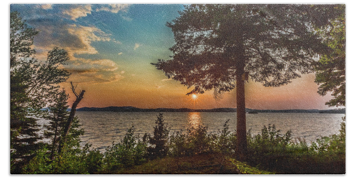 Sunset Beach Towel featuring the photograph Dog Lake Sunset by Joe Holley